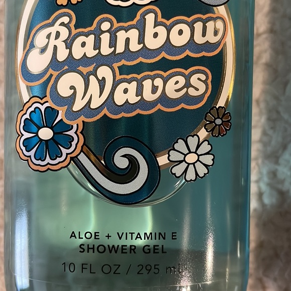 Bath and Body Works Rainbow Waves NWT - Picture 2 of 5